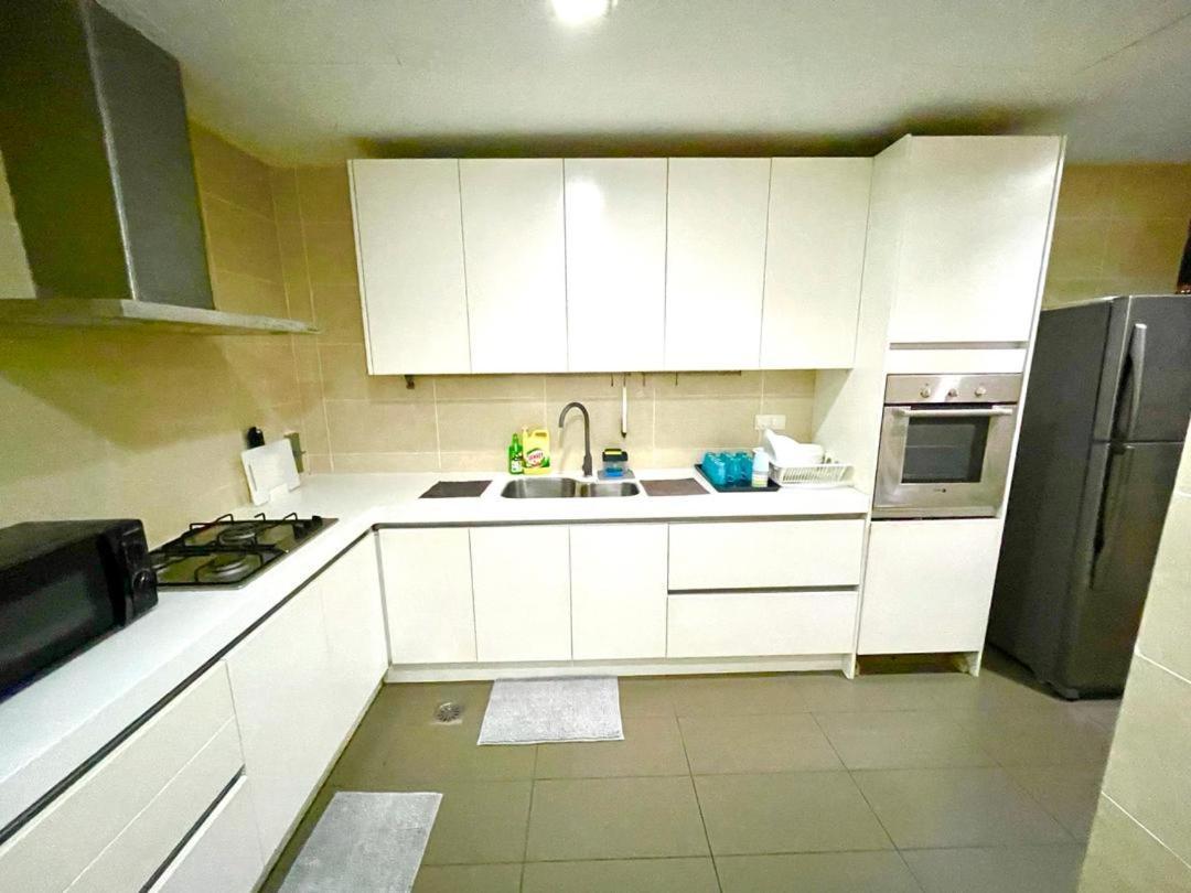 1 Min To Klcc Twin Tower Apartment กัวลาลัมเปอร์ ภายนอก รูปภาพ