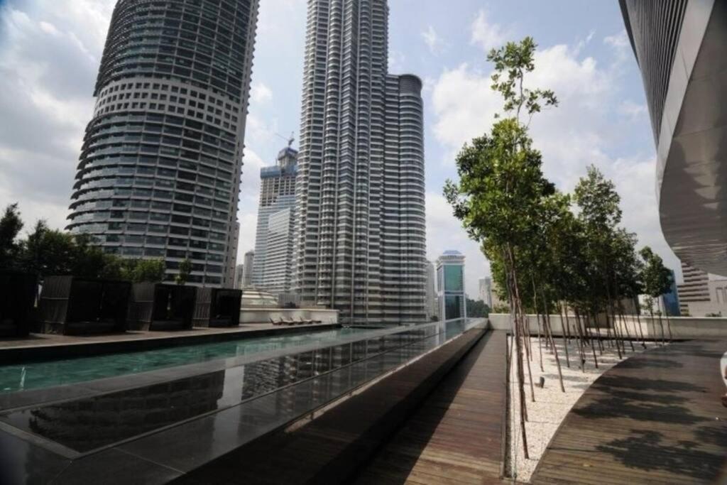 1 Min To Klcc Twin Tower Apartment กัวลาลัมเปอร์ ภายนอก รูปภาพ