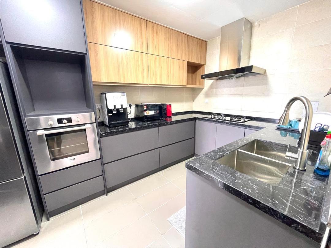 1 Min To Klcc Twin Tower Apartment กัวลาลัมเปอร์ ภายนอก รูปภาพ